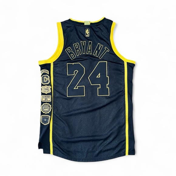 Nike Kobe Bryant Commemorative SnakeSkin Jersey Golden Edition Collectable Sz 48 - Picture 2 of 10